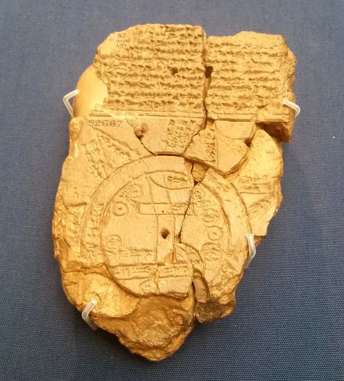 Древневавилонская карта мира, конец VIII века до н. э. Глина.