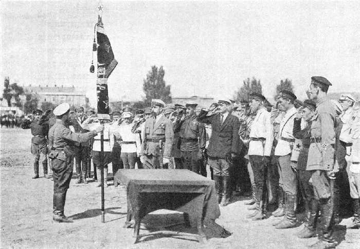 Вручение полку боевого знамя
