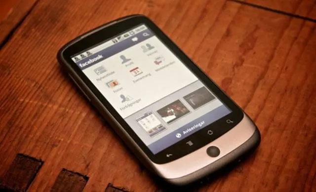 Использование Facebook на мобильном устройстве