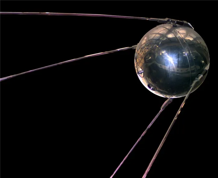 Первый искусственный спутник Земли 1957 года (https://www.flickr.com/photos/summer1978/21339815264)